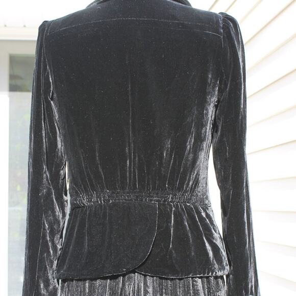 Juicy Couture Black Crushed Silk Velvet Blazer Cropped Rhinestone Buttons Size 4 - Picture 12 of 14